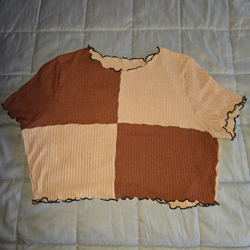 Brown Ribbed Crop T-Shirt with Short Sleeves